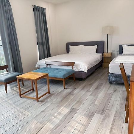 Here Homestay Zhongpu Exterior photo